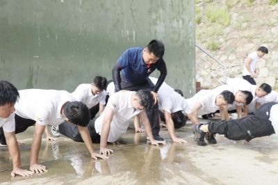 2024新澳门2024原料网